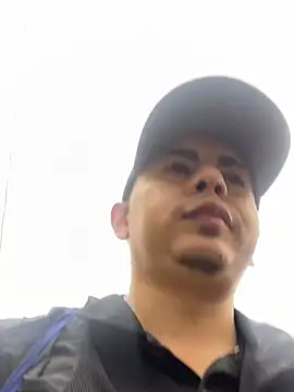 DanielGomez9 online show from 02/06/25, 10:10