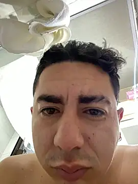 DanielGomez9 online show from 02/20/25, 12:47