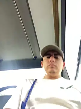 DanielGomez9 online show from 03/19/25, 09:05