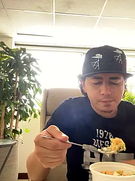 DanielGomez9 online show from 09/23/25, 05:16