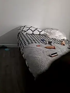 Snapshot of Puffgettingstuffed chatting on 01/08/26, 08:16 Puffgettingstuffed online show from 01/08/26, 08:16