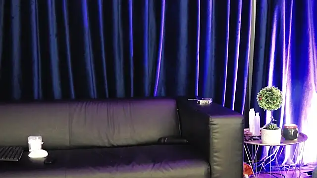 RosaCatalleya online show from 03/23/26, 05:22