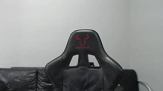 Snapshot of Livia_Diaz chatting on 09/24/25, 08:34 Livia Diaz online show from 09/24/25, 08:34