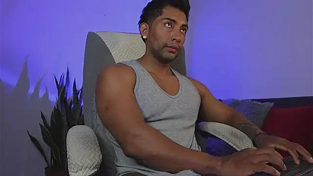 Couple muscle1 online show from 07/16/26, 02:23