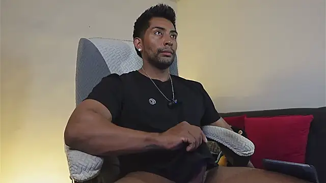 Couple muscle1 online show from 07/21/26, 10:45