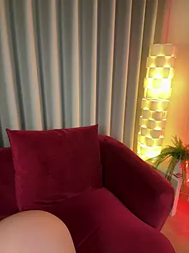 Eva Gonzalez online show from 04/27/26, 11:03