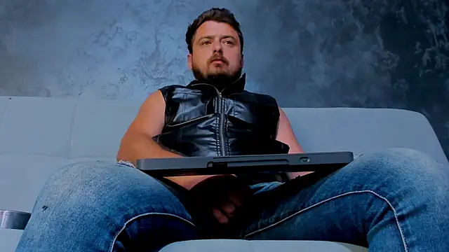 Snapshot of Master_Mark_Wayne chatting on 07/10/26, 04:39 Master Mark Wayne online show from 07/10/26, 04:39