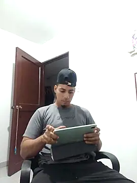 bonehur online show from 04/19/26, 04:45