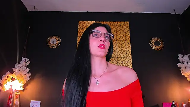 Snapshot of caro_lyne_ chatting on 03/05/25, 02:01 caro lyne online show from 03/05/25, 02:01