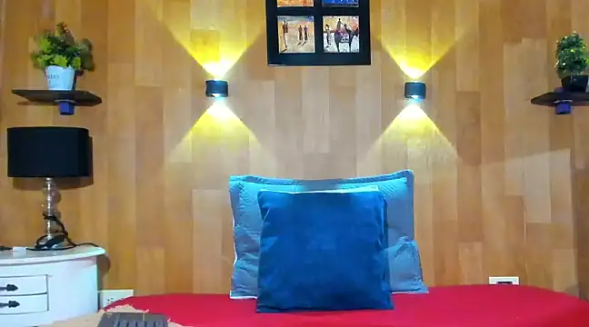 Snapshot of marianaa90 chatting on 01/27/25, 03:39 marianaa90 online show from 01/27/25, 03:39