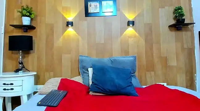 Snapshot of marianaa90 chatting on 03/10/25, 07:07 marianaa90 online show from 03/10/25, 07:07