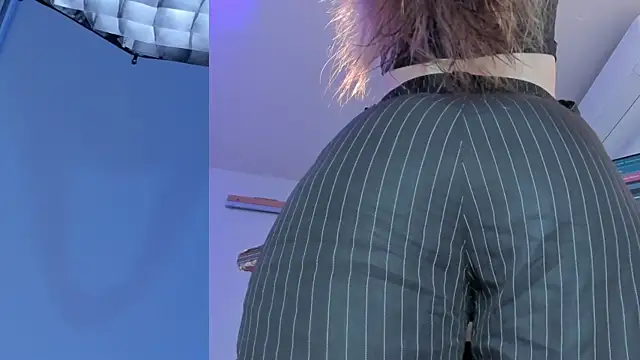 Siouxsie cenobite online show from 03/18/26, 11:02