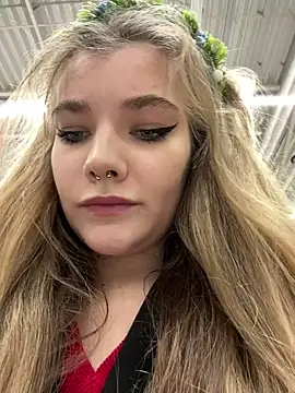 Holy Tereza online show from 12/22/24, 03:44