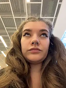 Holy Tereza online show from 04/18/26, 03:49