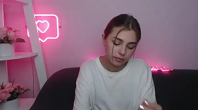 MilanaAngelAs online show from 02/01/25, 08:39