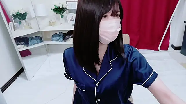  mi tsu ki  online show from 07/04/26, 10:49