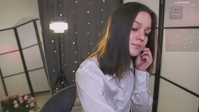 Addelin Moon online show from 03/09/25, 06:32