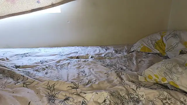 ViolettaSummer online show from 01/17/25, 09:28