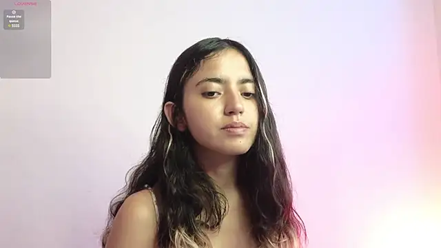 ViolettaSummer online show from 03/01/25, 10:31