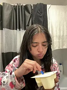 ViolettaSummer online show from 05/30/26, 12:13