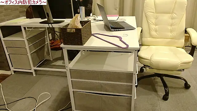 Toms-BBQ online show from 03/18/26, 06:00