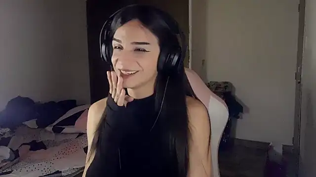 Dollbehavior  online show from 04/03/26, 08:34