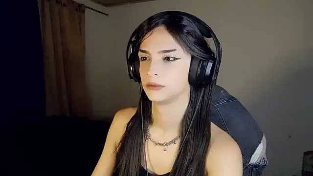 Dollbehavior  online show from 04/08/26, 07:30