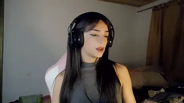 Dollbehavior  online show from 04/17/26, 05:32