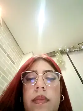 Rousse Collinss online show from 12/25/24, 03:29