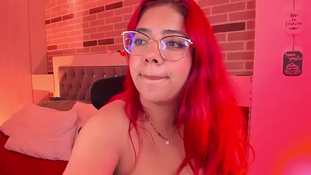 Snapshot of Rousse_Collinss chatting on 01/30/25, 01:33 Rousse Collinss online show from 01/30/25, 01:33