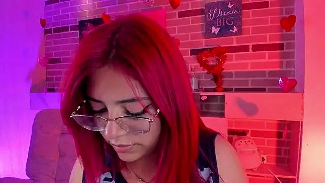 Rousse Collinss online show from 02/25/25, 03:42