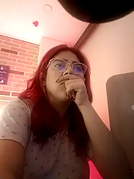 Rousse Collinss online show from 11/01/25, 05:09