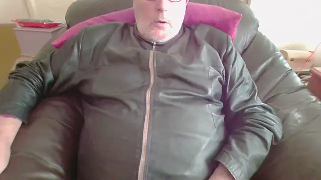 Leatherman63 online show from 09/13/25, 07:30