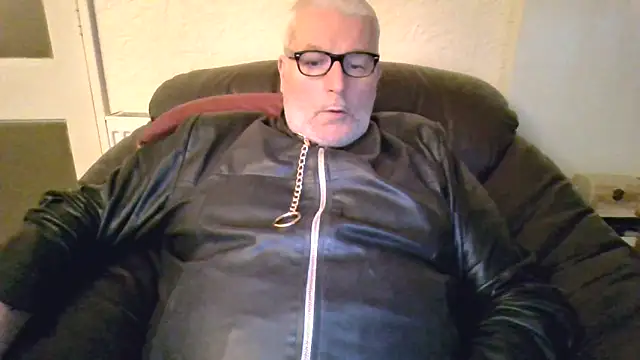 Leatherman63 online show from 10/23/25, 05:55