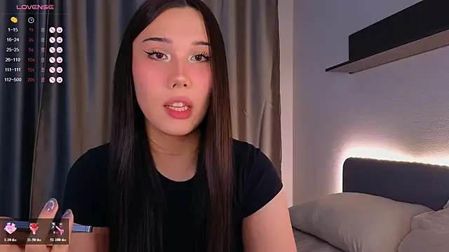 Snapshot of Kaia_Sunshine_Mia chatting on 07/02/26, 11:27 Kaia Sunshine Mia online show from 07/02/26, 11:27
