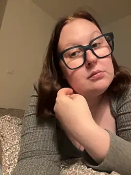 Snapshot of Misssmilf chatting on 12/05/25, 02:25 Misssmilf online show from 12/05/25, 02:25