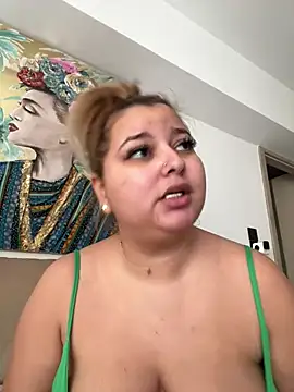 AllysonK online show from 02/07/25, 01:32