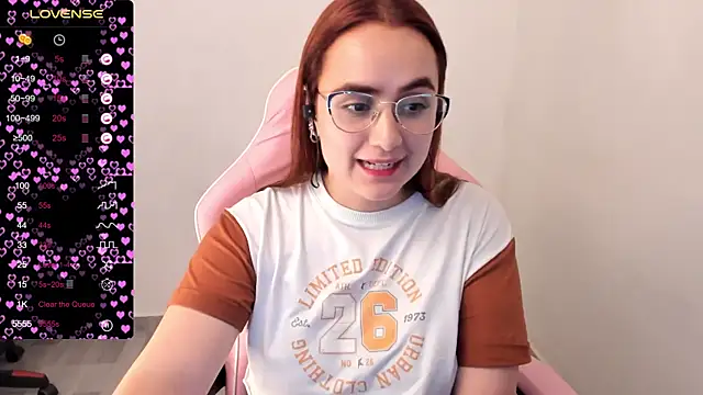 maryluna95 online show from 02/11/25, 02:46