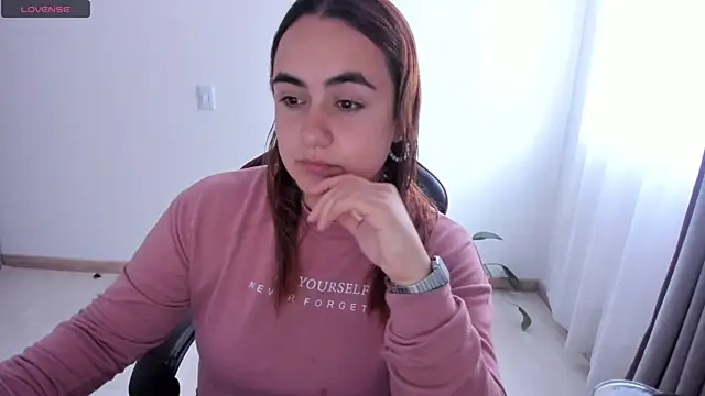 maryluna95 online show from 04/16/26, 08:20