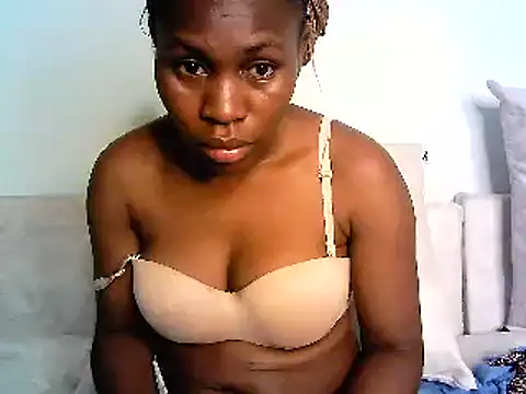 Snapshot of lisaa544 chatting on 02/19/25, 04:55 lisaa544 online show from 02/19/25, 04:55