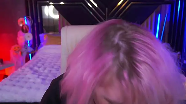 CoolTatis online show from 11/02/25, 07:22