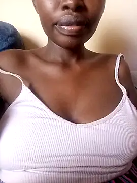 Snapshot of zainabsmile chatting on 02/25/26, 10:58 zainabsmile online show from 02/25/26, 10:58