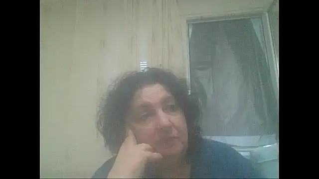 Snapshot of maturekorine chatting on 04/20/26, 04:21 maturekorine online show from 04/20/26, 04:21