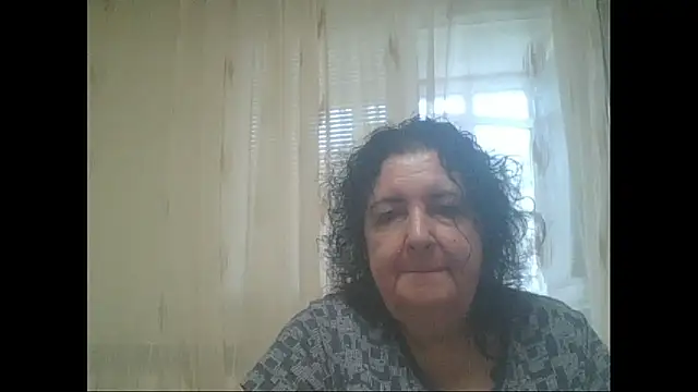 Snapshot of maturekorine chatting on 05/28/26, 04:48 maturekorine online show from 05/28/26, 04:48