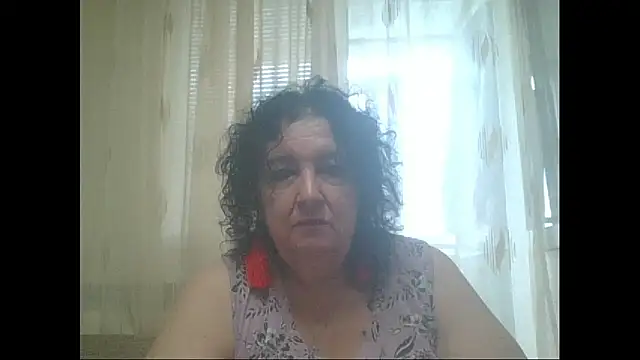 Snapshot of maturekorine chatting on 05/29/26, 03:10 maturekorine online show from 05/29/26, 03:10