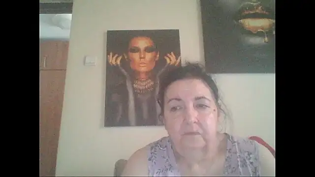 Snapshot of maturekorine chatting on 07/17/26, 12:45 maturekorine online show from 07/17/26, 12:45