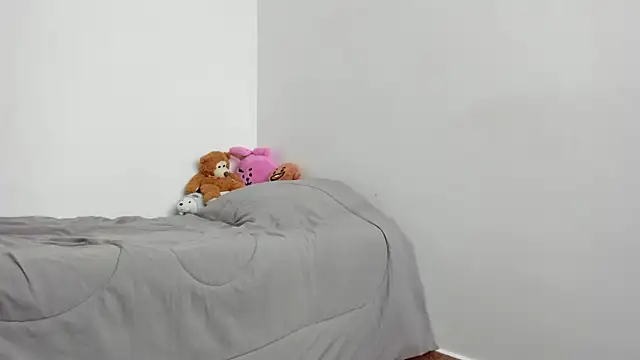 Snapshot of Eli_dl chatting on 02/20/25, 08:36 Eli dl online show from 02/20/25, 08:36