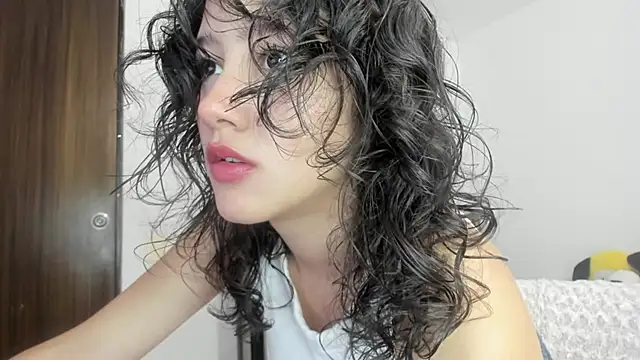 Snapshot of Eli_dl chatting on 11/03/25, 11:26 Eli dl online show from 11/03/25, 11:26