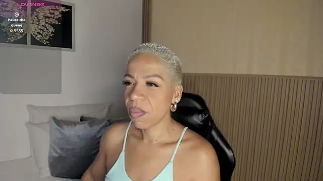 summer night  online show from 02/10/26, 11:25