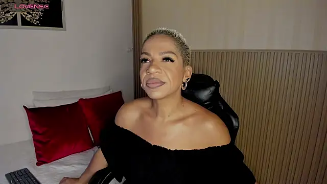 summer night  online show from 04/18/26, 11:58